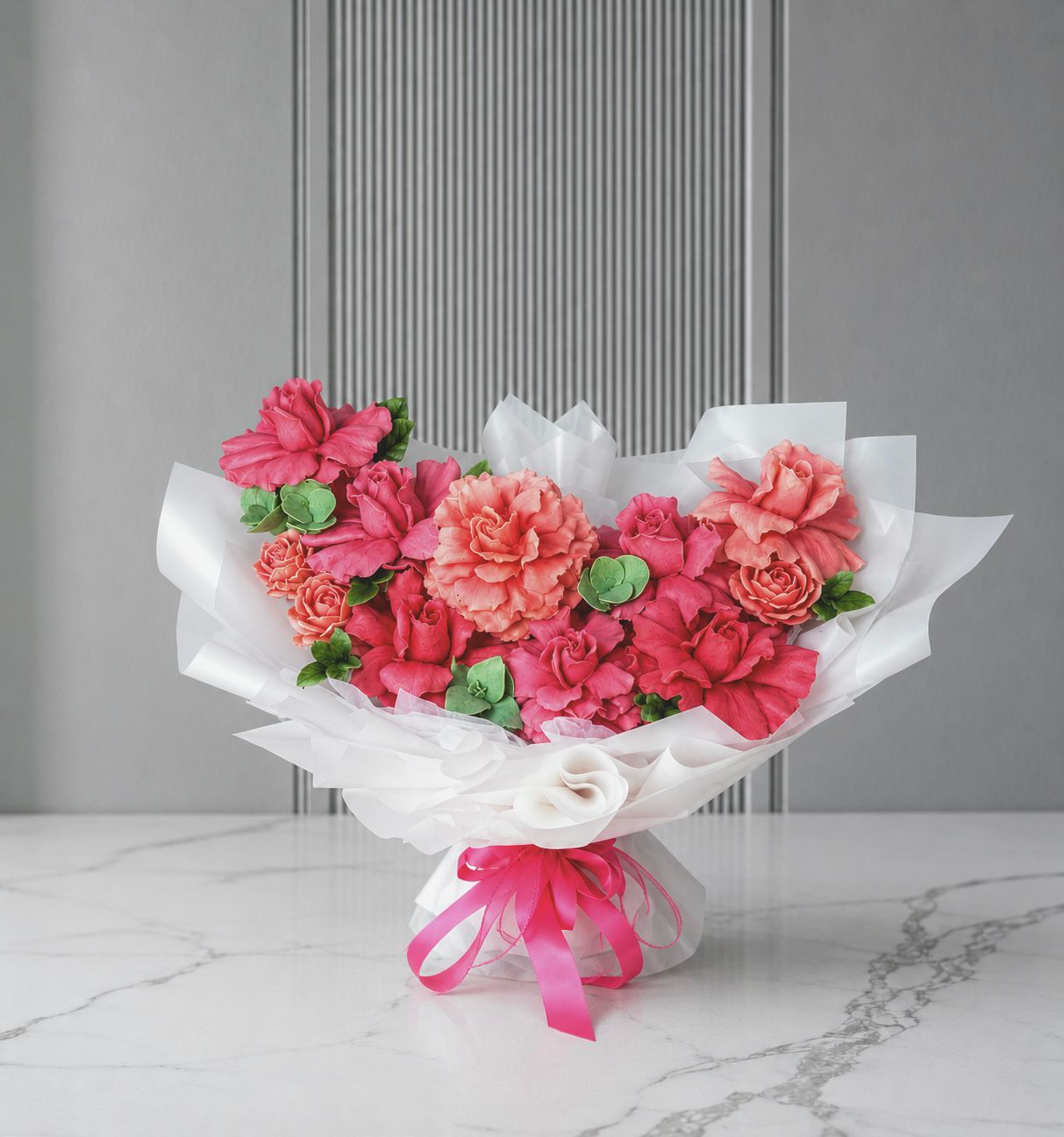 French Roses Royale L buchet statement cu trandafiri francezi din bezea